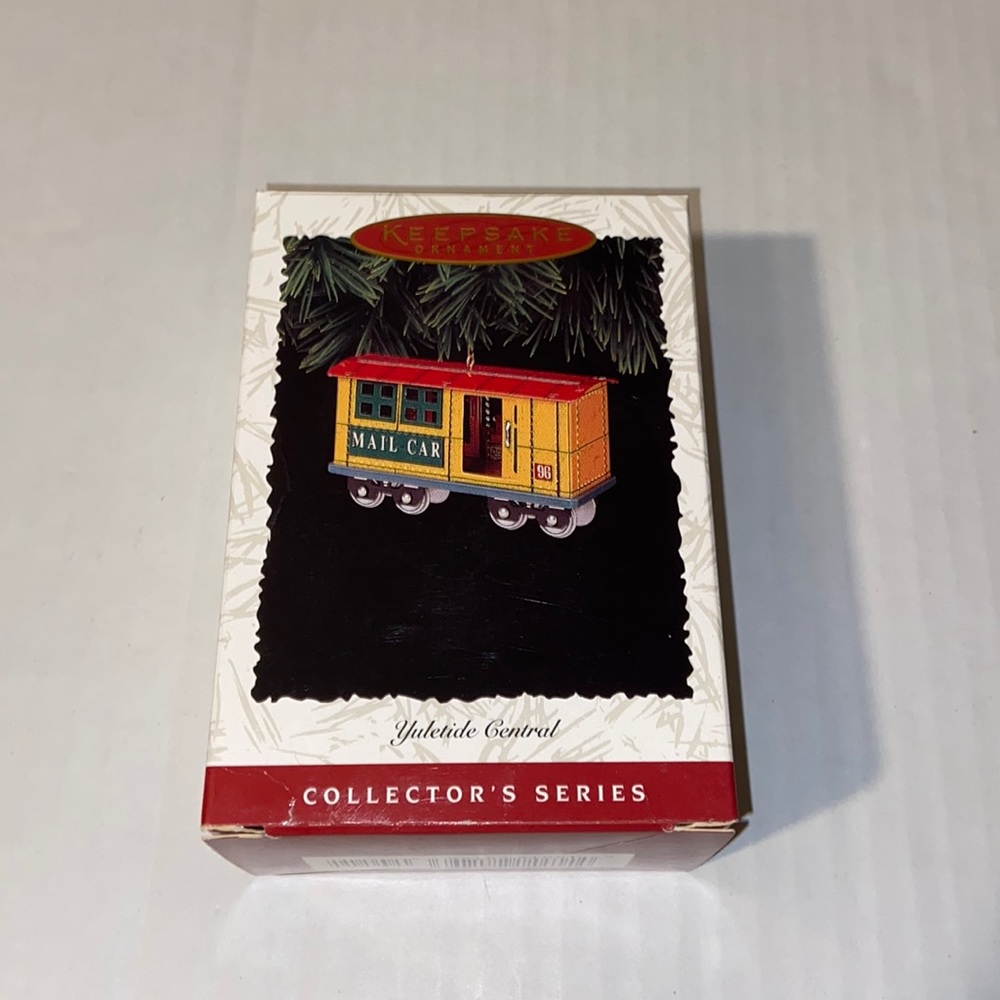 Hallmark Keepsake Ornament Yuletide Central Christmas Ornament